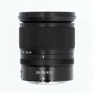 Nikkor Z 24-70mm f/4 S (fullformat) (begagnad)