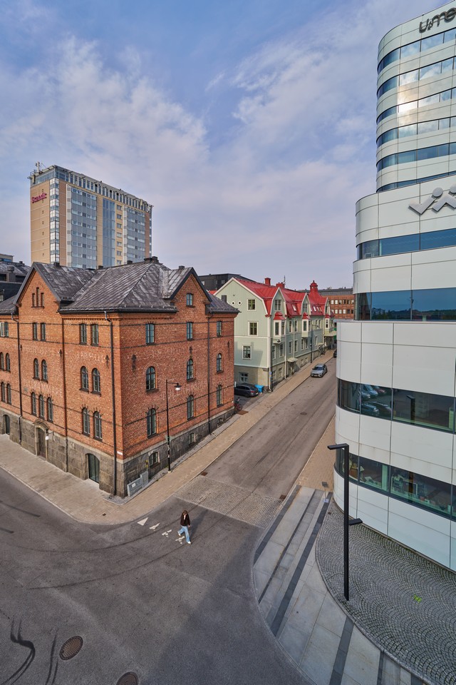 Samyang 16mm f2.8_7w.jpg