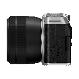X-M5 kamerahus + Fujinon XC 15-45mm f/3,5-5,6 OIS PZ - Silver