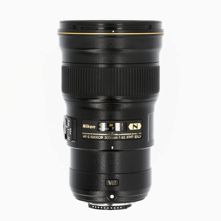 AF-S 300mm f/4 PF ED VR (begagnad)