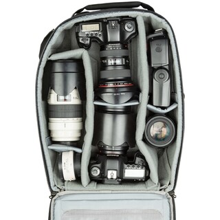 Essentials Convertible Rolling Backpack, Svart