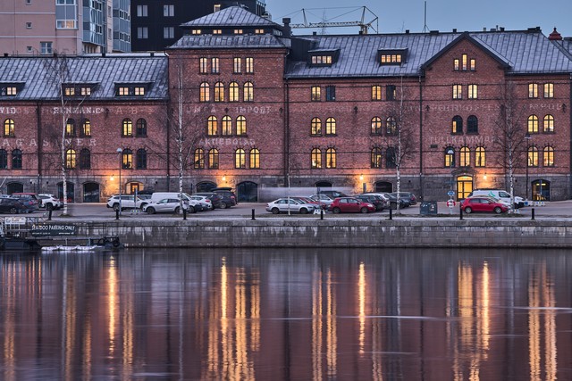 Canon EOS R6 Mark III_34w.jpg