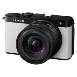 Lumix S9 kamerahus - Vit + 18-40mm f/4,5-6,3