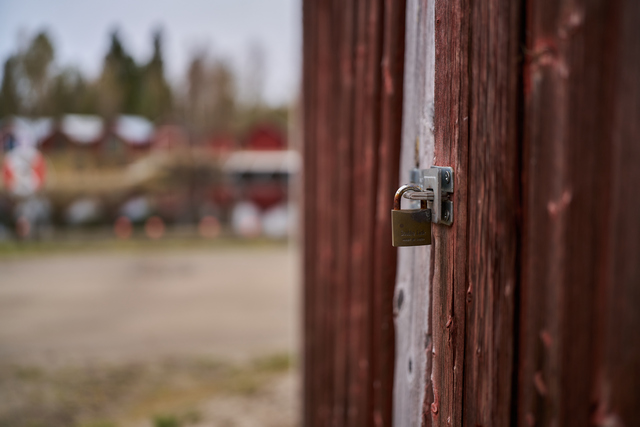 Viltrox 35mm f1.8 EVO_30w.jpg