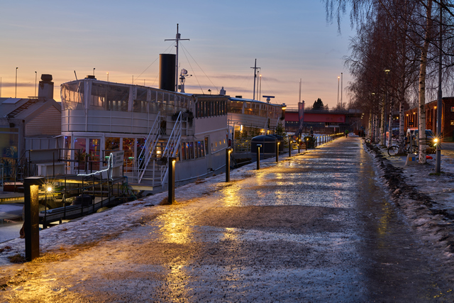 mitakon 50mm_6 f8w.jpg