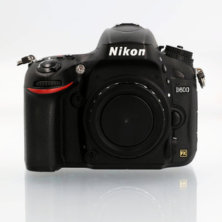 D600 kamerahus  (begagnad)