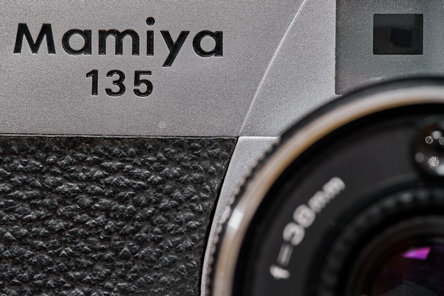 Sony 100mm f2.8 Macro_24w.jpg