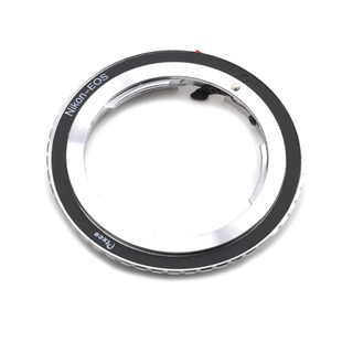 Adapter, Nikon F objektiv till Canon EF-fattning, med fokuskonfirmering