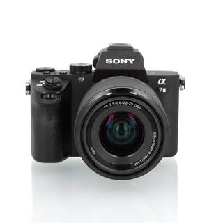 A7 II kamerahus + FE 28-70mm f/3,5-5,6 OSS (begagnad)