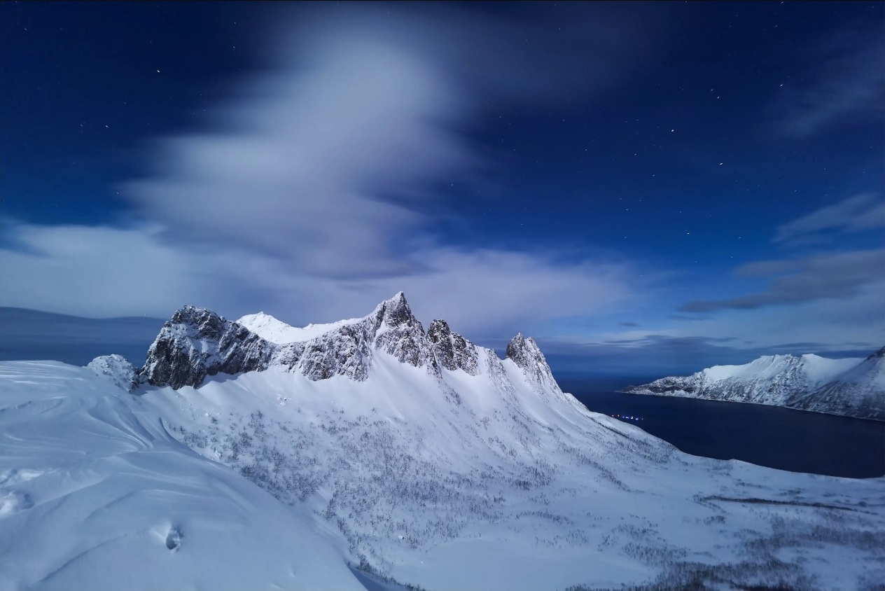 mountain.jpg