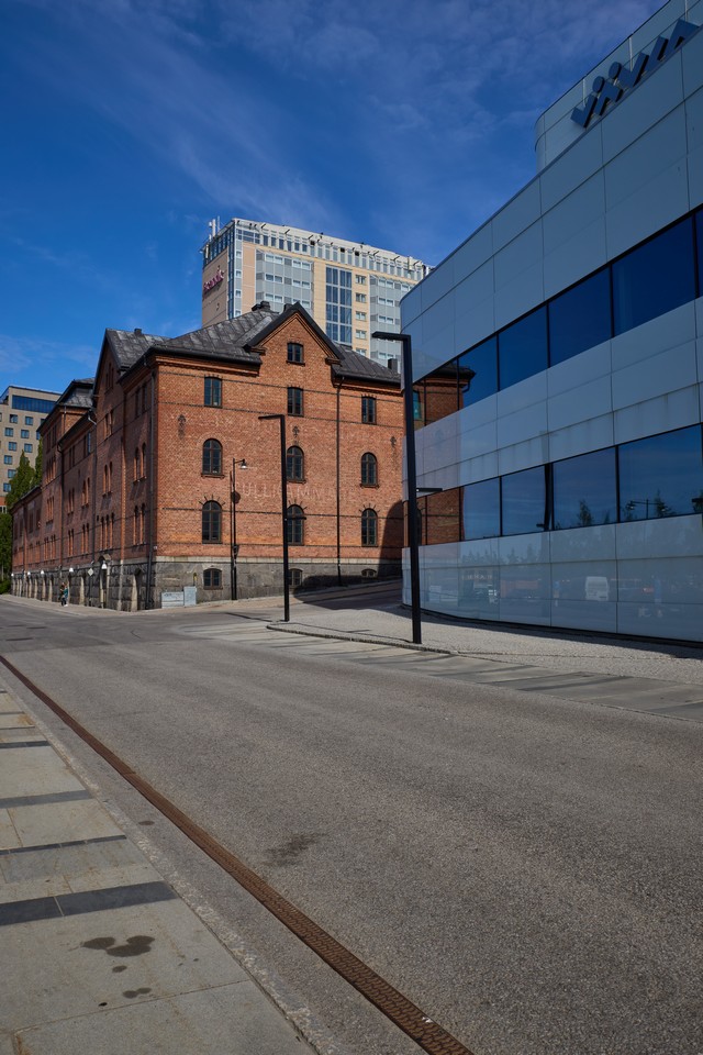 Canon RF-S 10-18mm_17w.jpg