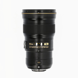 AF-S 300mm f/4 PF ED VR (begagnad)