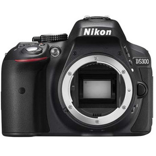 D5300 hus + AF-S DX 16-85/3,5-5,6 G ED VR (begagnad)