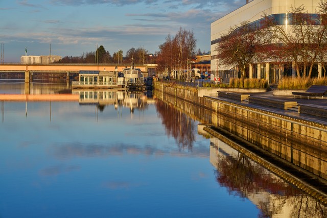 Viltrox 85mm f1.4 PRO_5w.jpg