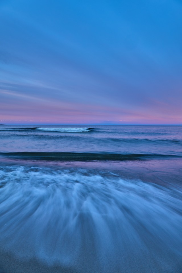 Canon EOS R6 V_8w.jpg