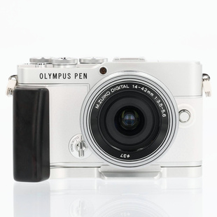 Pen E-P7 + 14-42mm f/3,5-5,6 EZ ED MSC (begagnad)