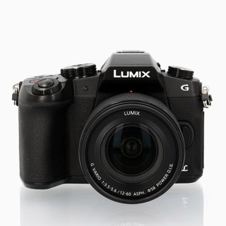 Lumix DMC-G80 + G Vario 12-60mm f/3,5-5,6 Asph/Power OIS (begagnad)