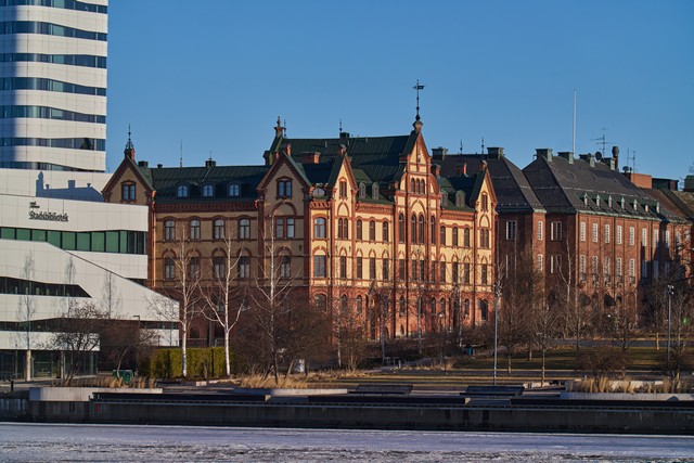 DSC04365_f5.6 viltrox_small.jpg