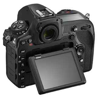 D850 kamerahus + AF-S 24-120mm f/4G ED VR