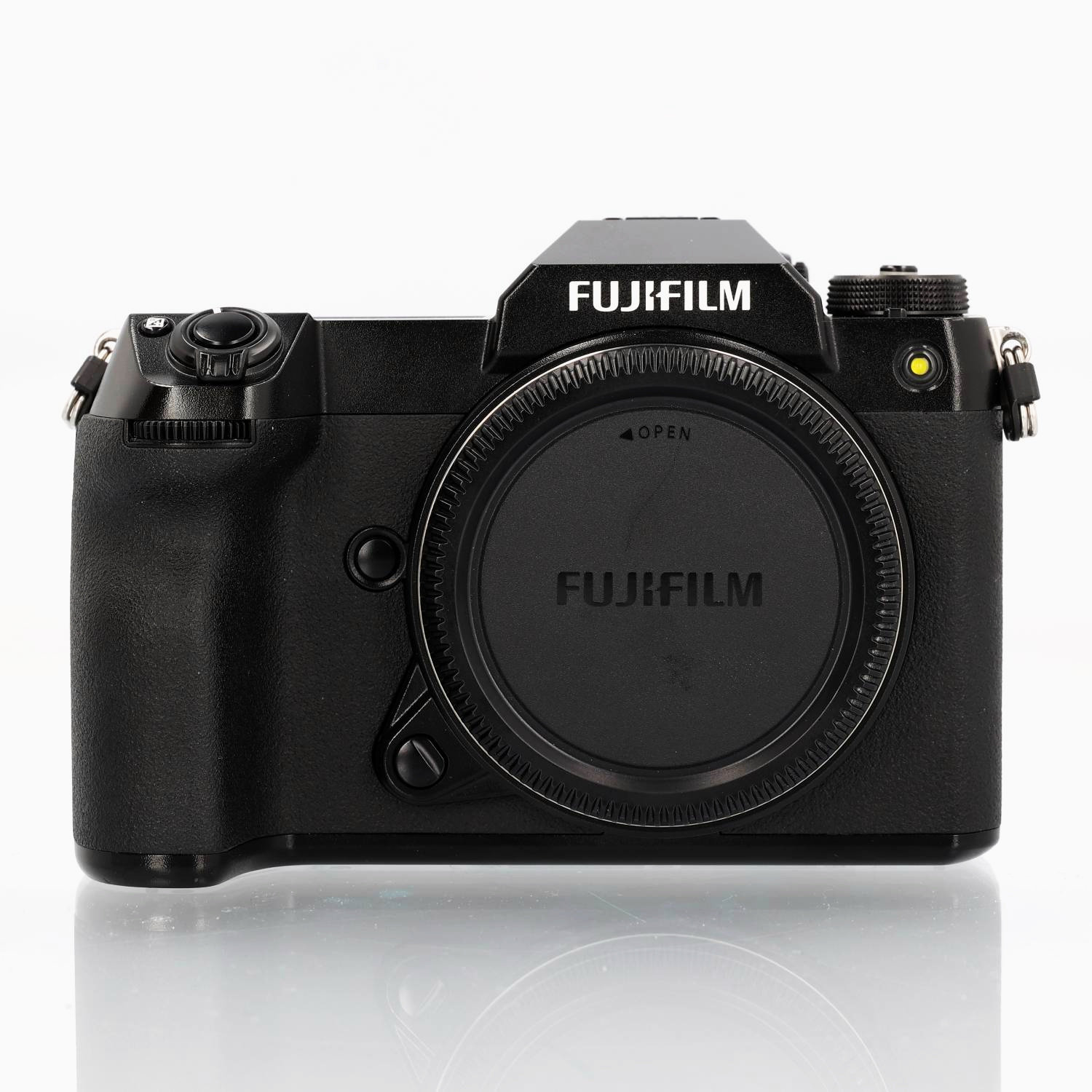 GFX 100s, mellanformat + dubbelladdare BC-W235 + extra batteri (begagnad)