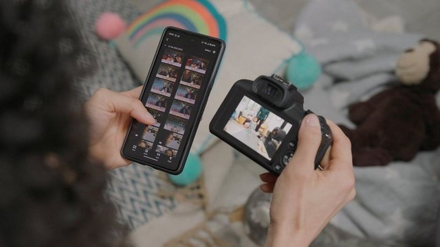 eos-r100_automatic-image-transfer_9b252e91d59f40e9b32103359c34a1fd.jpg