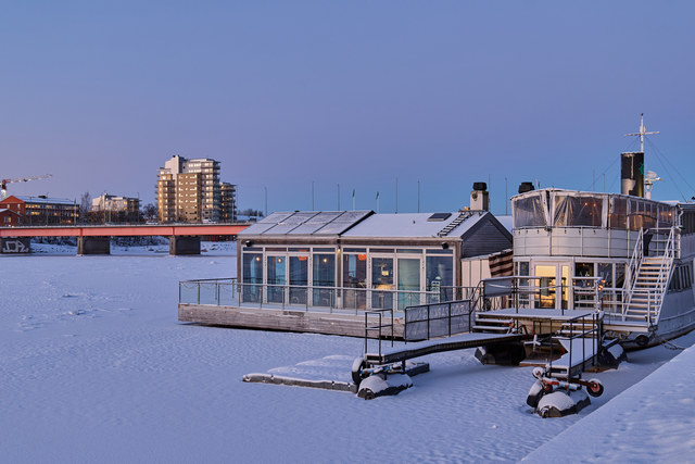 Panasonic S1 MK2_1w.jpg