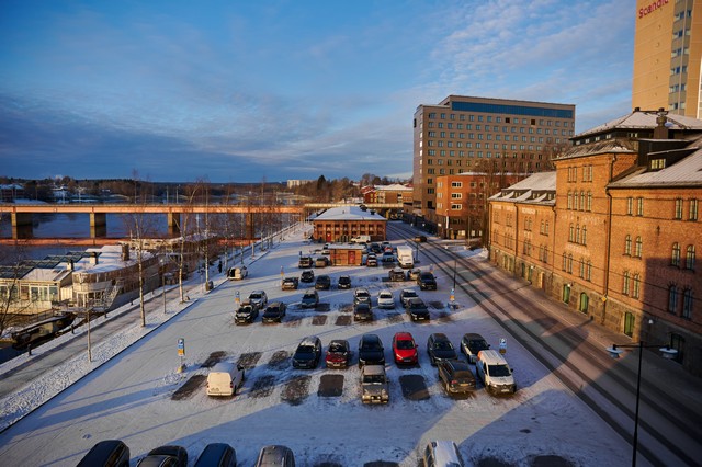 NikonZ DX 16-50mm f2.8_28w.jpg