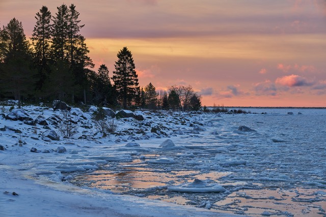 Viltrox 85mm f1.4 PRO_28w.jpg