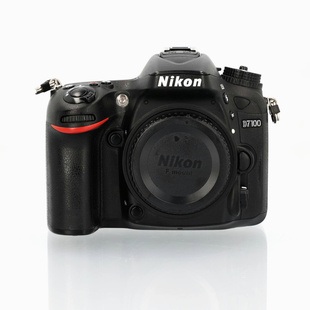 D7100 hus (begagnad)