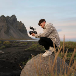 FX30 Cinema Line med XLR-handtag, 4K, APS-C sensor, E-fattning 