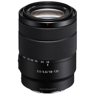E 18-135mm f/3,5-5,6 OSS (APS-C)