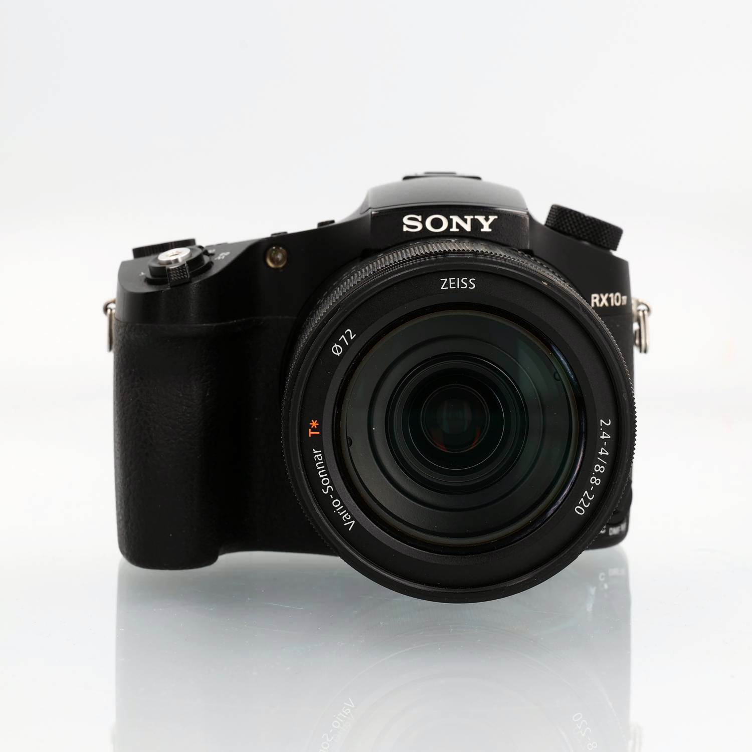 DSC-RX10 IV + extrabatteri NP-FW50 (begagnad)