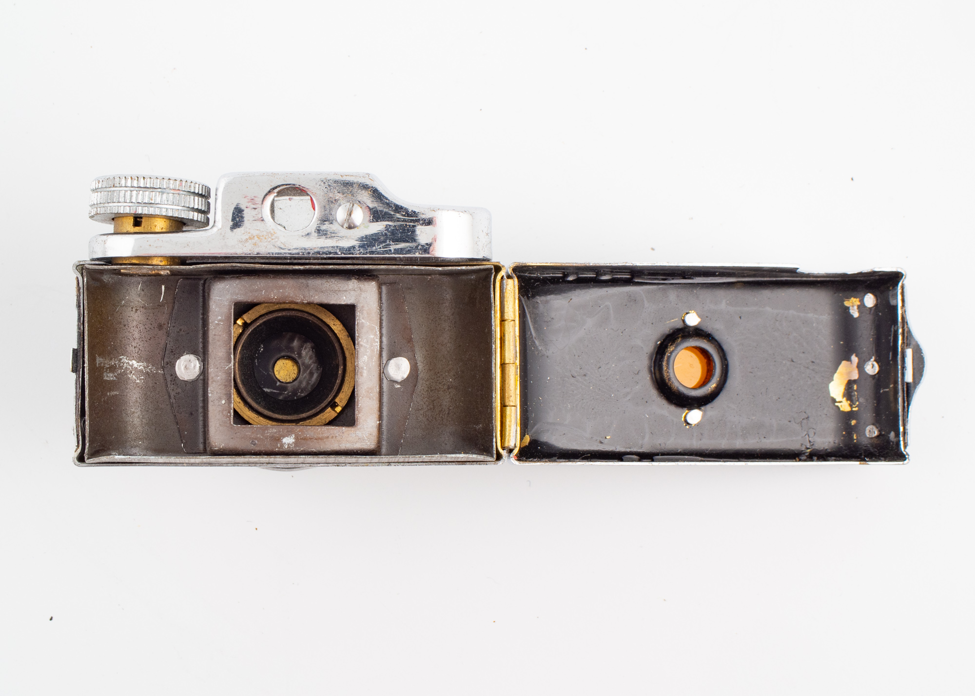 Yashirin kamera nimani suratga oldi Yashirin kamera nimani suratga oldi