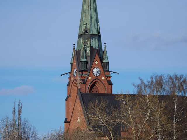 OM System 100-400mm_23w.jpg