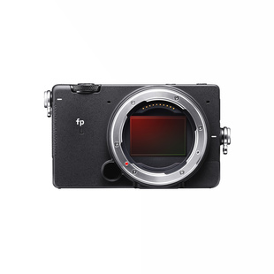 fp L, kompakt fullformatskamera + sökare EVF-11+ grepp HG-21 (begagnad)