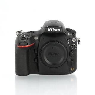 D800 kamerahus + Batterigrepp MB-D12 (begagnad)