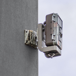 Fäste + Universaladapter till åtelkameror 