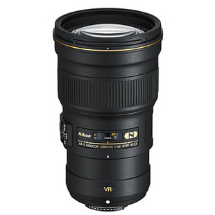 AF-S 300mm f/4 PF ED VR (begagnad)