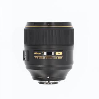 AF-S 105mm f/1,4E ED (begagnad)