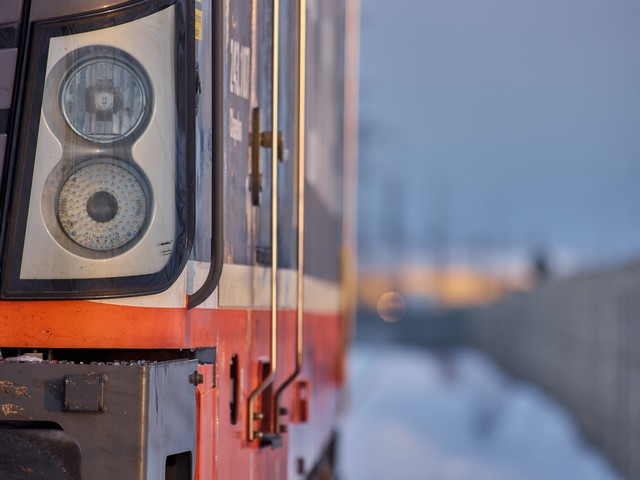 OM System 50-200mm f2.8_2w.jpg