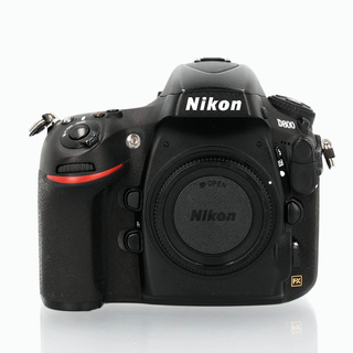 D800 kamerahus MB-D12 (begagnad)