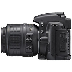 D5000 hus + AF-S VR DX 18-55/3,5-5,6G