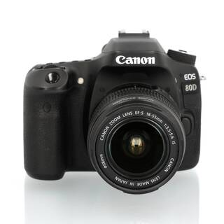EOS 80D hus + EF-S 18-55mm f/3,5-5,6 IS (begagnad)