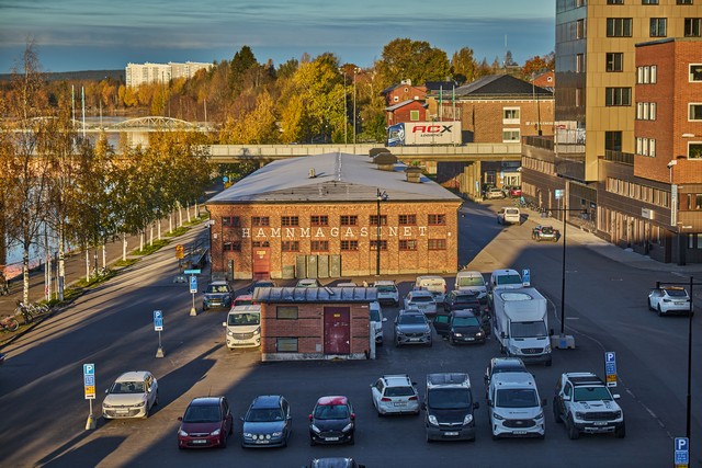 Viltrox 56mm f1.2_19w.jpg