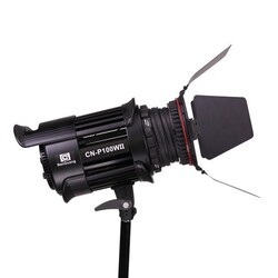 P-100 LED 5600K LED monolight