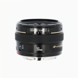 EF 50mm f/1,4 USM    (begagnad)