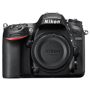 D7200 hus + Batterigrepp MB-D15 (begagnad)