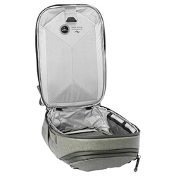 Travel Backpack, ryggsäck 30L - Ljusgrön