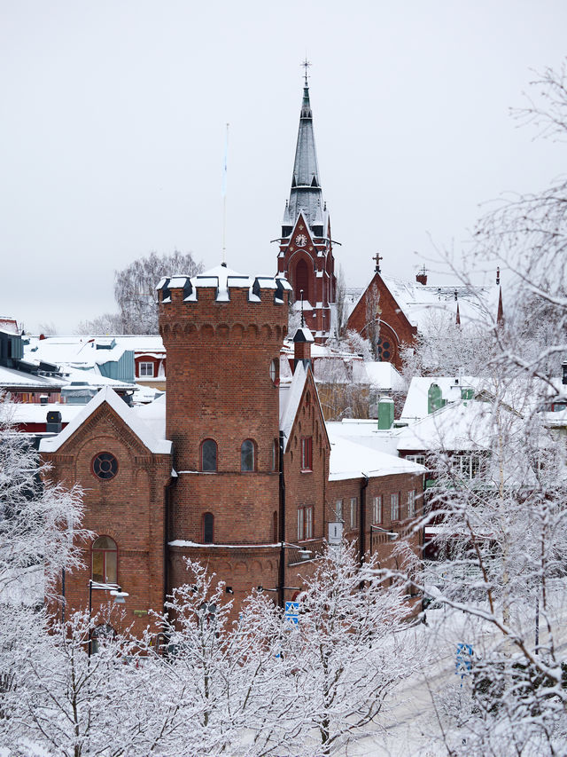 OM System 50-200mm f2.8_37w.jpg