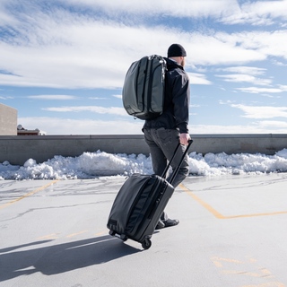 Transit Carry-On Roller Essential Bundle, kabinväska + insats